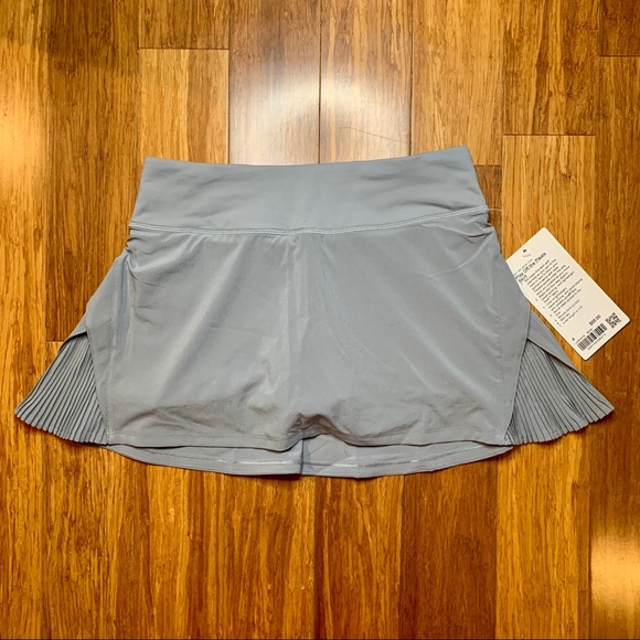 lululemon athletica Dresses & Skirts - NWT Lululemon Play Off The Pleats Skirt 13” *sz4